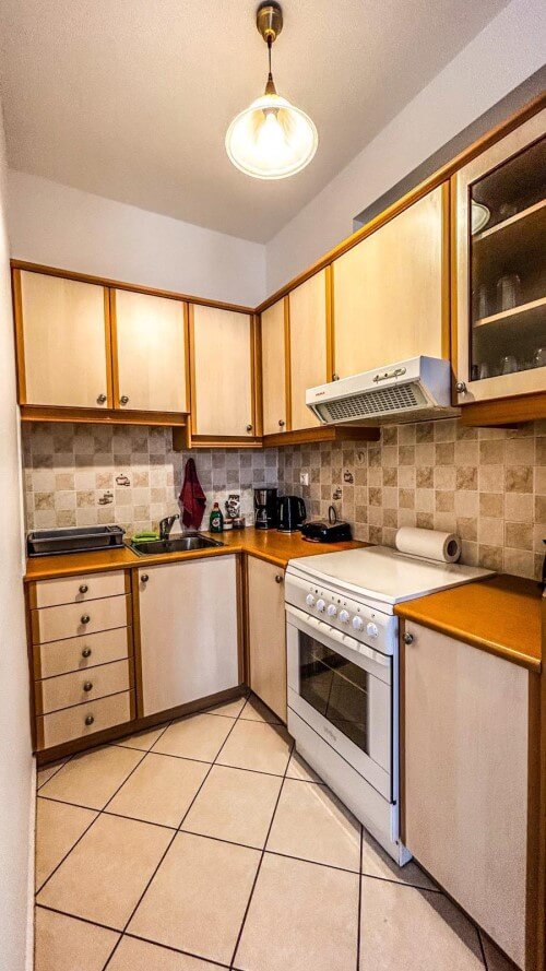 central-home-syros-ermoupoli-rooms-rent-central9-5