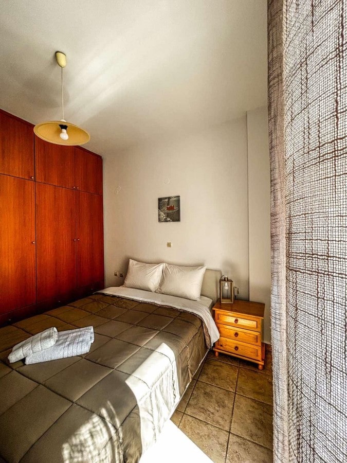 central9-apartment-2-8-syros-ermoupoli-rent-8-min